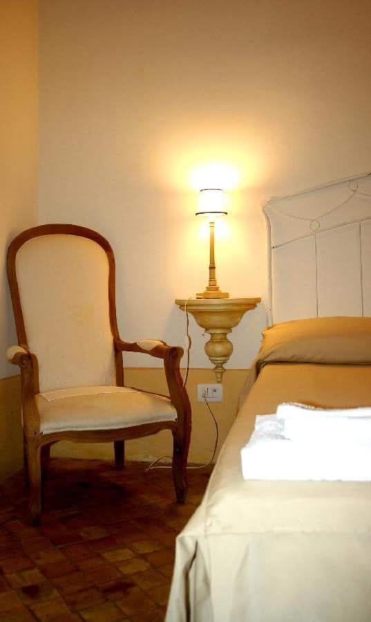 Hotel Il Delfino Santa Marina Salina Exterior foto
