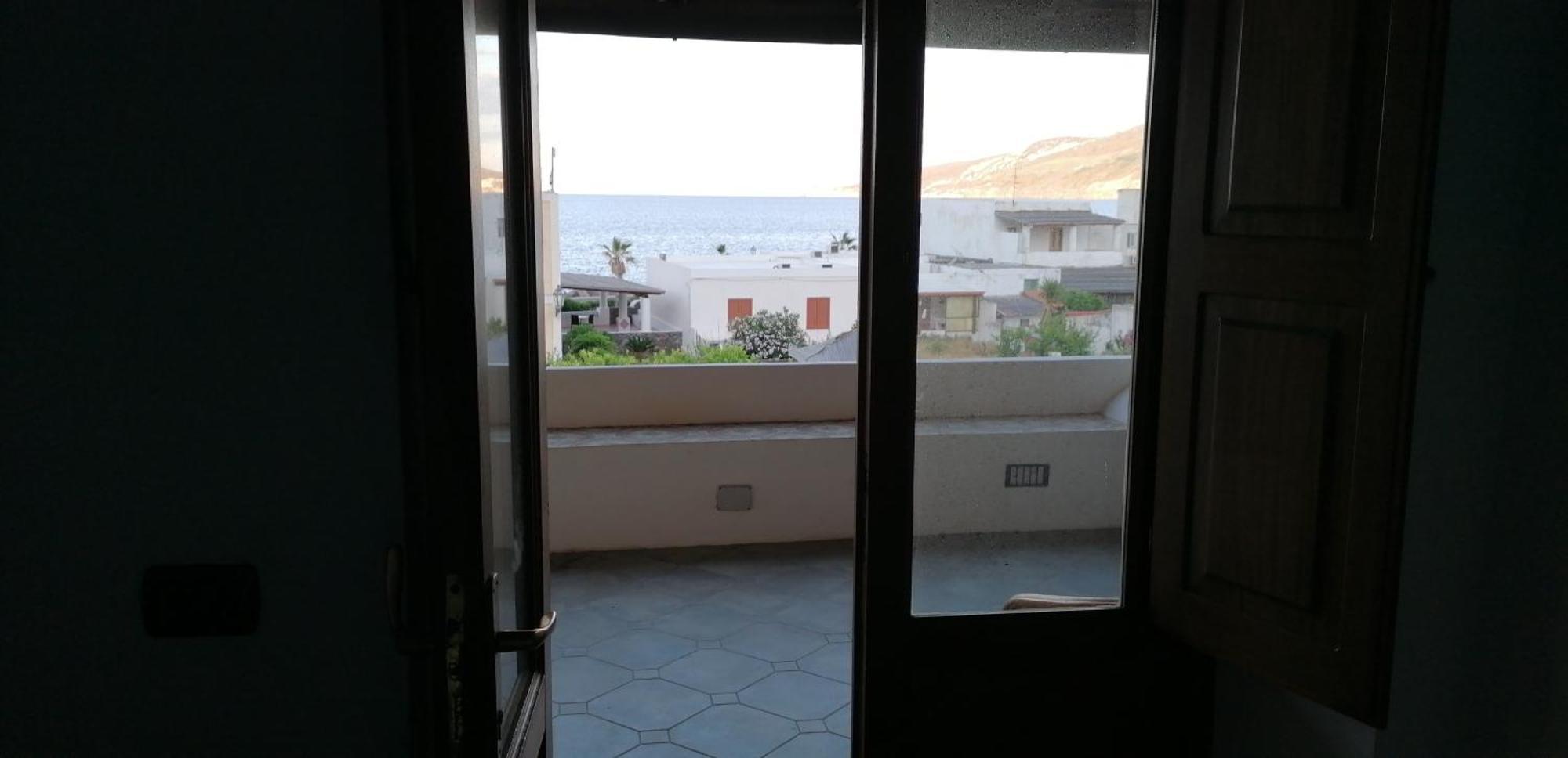 Hotel Il Delfino Santa Marina Salina Exterior foto