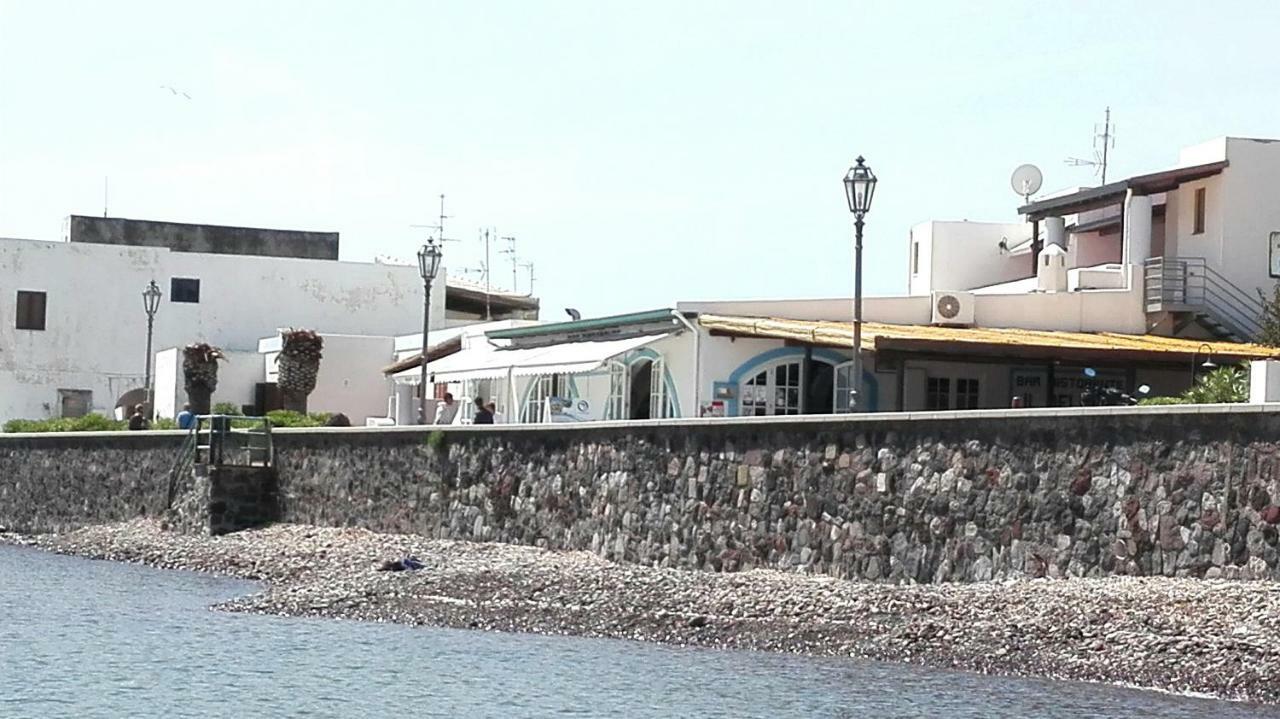 Hotel Il Delfino Santa Marina Salina Exterior foto